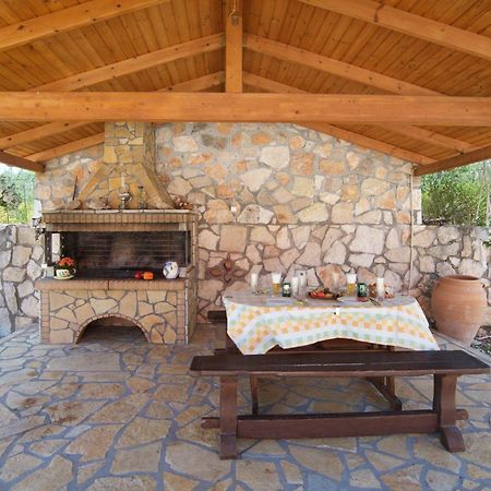 Iliachtides Villas Karavomylos Luaran gambar