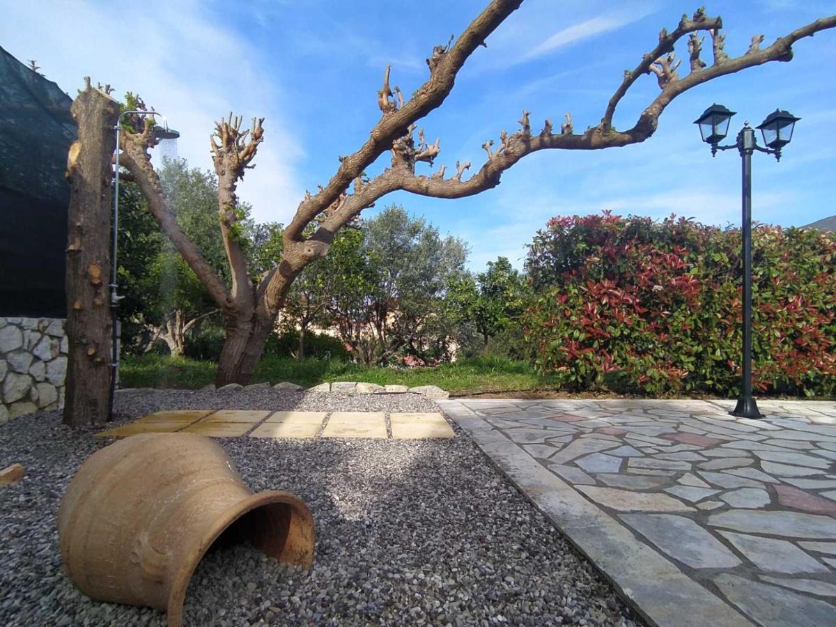 Iliachtides Villas Karavomylos Luaran gambar