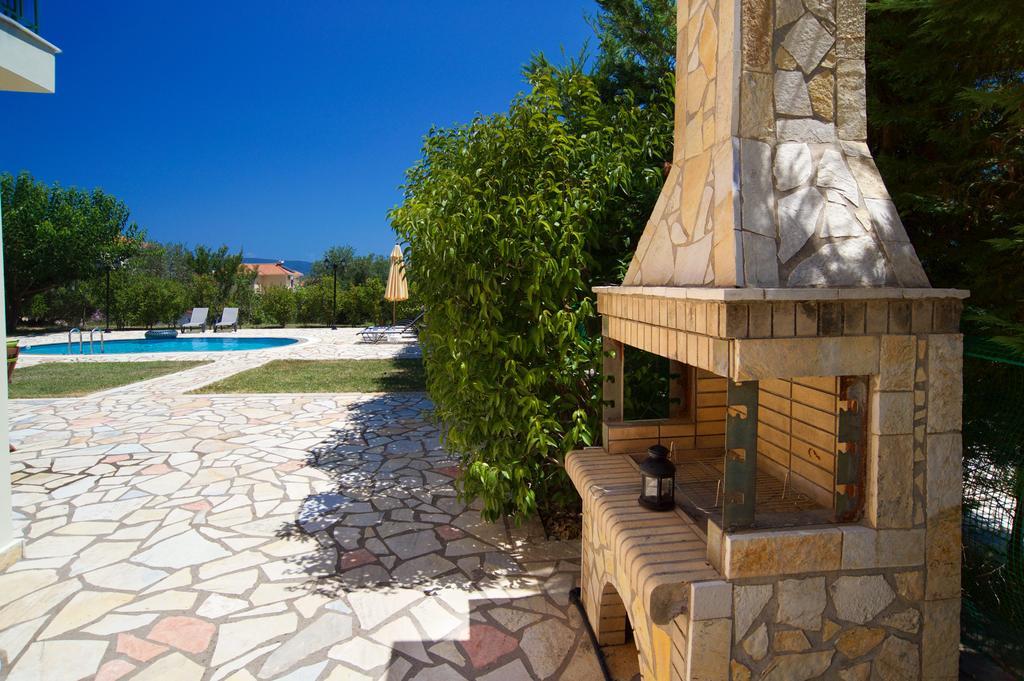 Iliachtides Villas Karavomylos Luaran gambar