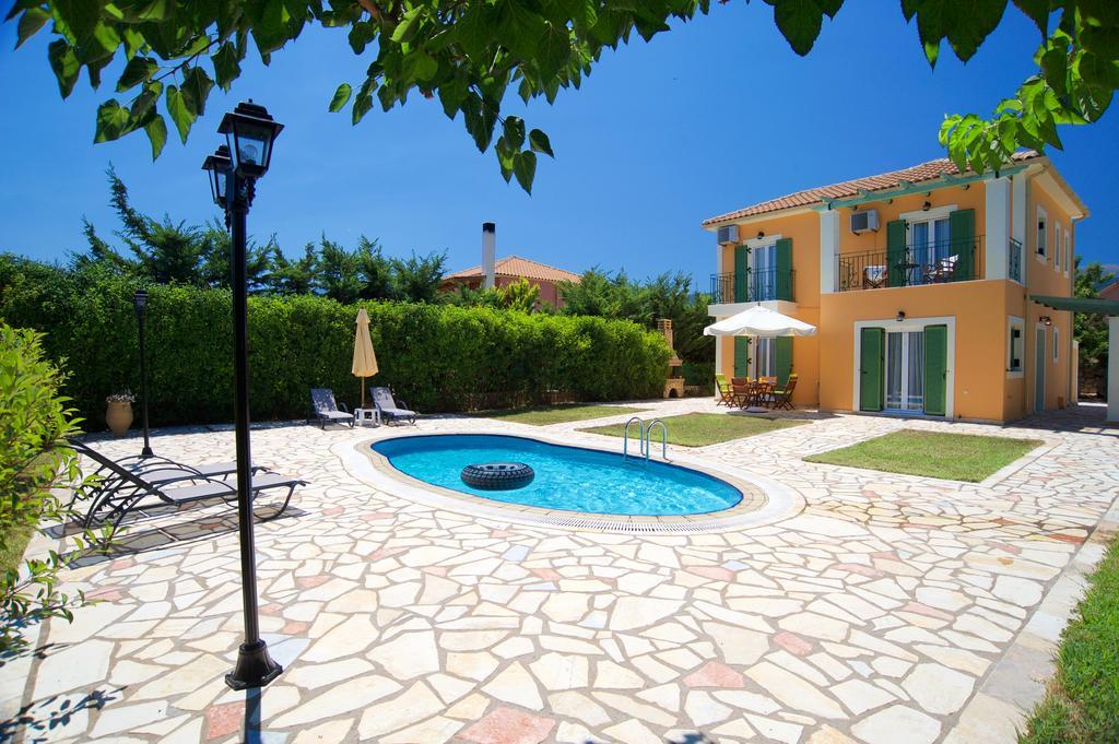 Iliachtides Villas Karavomylos Luaran gambar