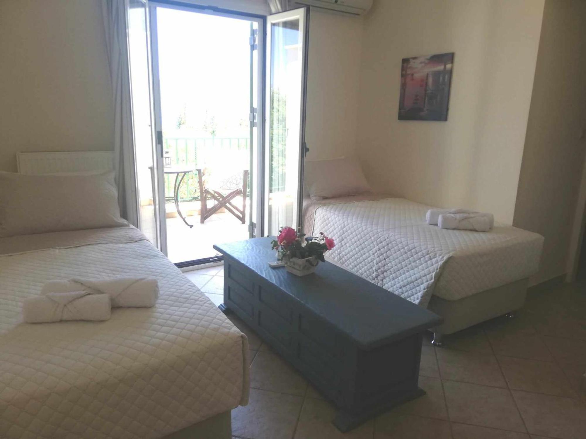 Iliachtides Villas Karavomylos Luaran gambar