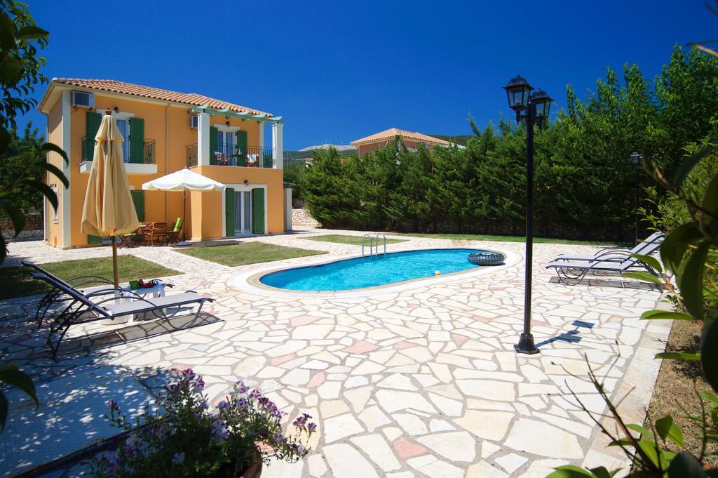 Iliachtides Villas Karavomylos Luaran gambar